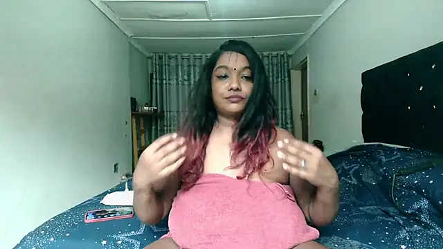 Snapshot of Indianmayaxoxo chatting on 03.04.25 Indianmayaxoxo online show from 03.04.25