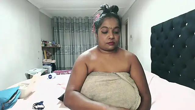 Indianmayaxoxo online show from 11.08.25