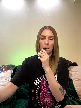 Snapshot of RachelBelI chatting on 12.05.24 RachelBelI online show from 12.05.24