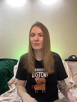 Snapshot of RachelBelI chatting on 12.11.24 RachelBelI online show from 12.11.24