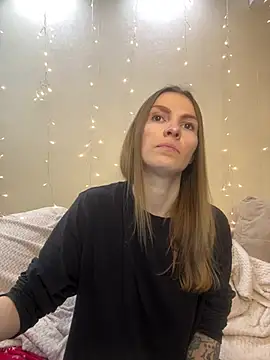 Snapshot of RachelBelI chatting on 01.24.25 RachelBelI online show from 01.24.25