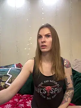 Snapshot of RachelBelI chatting on 02.12.25 RachelBelI online show from 02.12.25