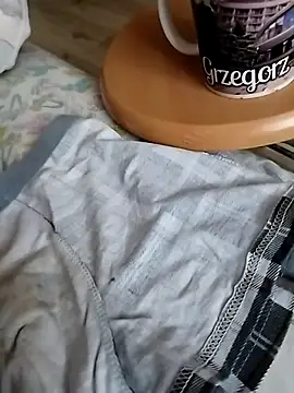 Snapshot of Grig1982 chatting on 10.26.25 Grig1982 online show from 10.26.25