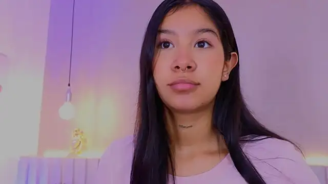 Aida moreno online show from 10.22.25