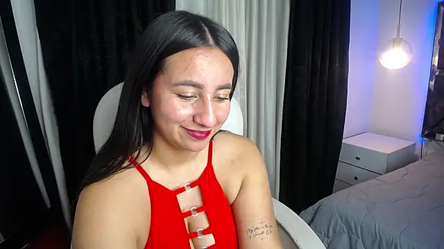 Snapshot of ailyn_miranda chatting on 03.11.25 ailyn miranda online show from 03.11.25