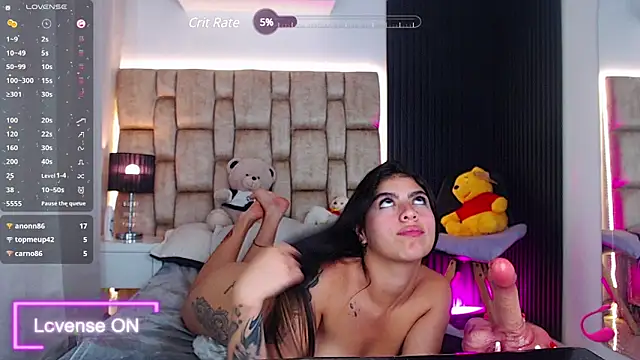 Snapshot of little_sophie18 chatting on 02.27.25 little sophie18 online show from 02.27.25