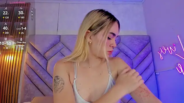 Lucy Vega online show from 12.18.24