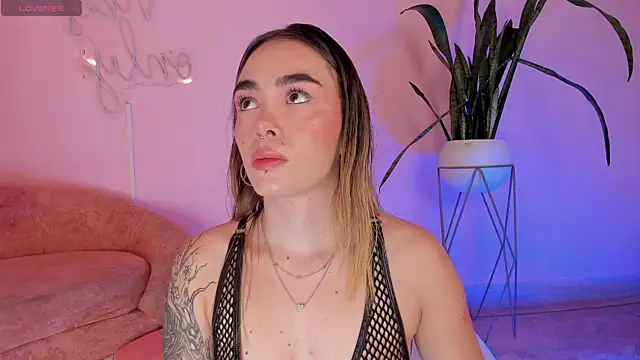 Lucy Vega online show from 10.31.25