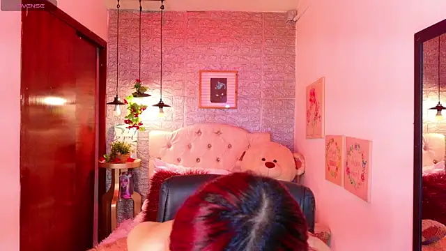 Snapshot of meghan_nill chatting on 09.19.25 meghan nill online show from 09.19.25