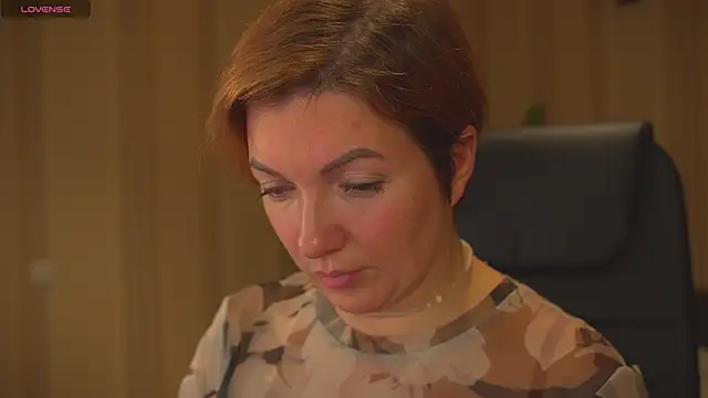 Snapshot of Katherine_Fox chatting on 12.03.24 Katherine Fox online show from 12.03.24