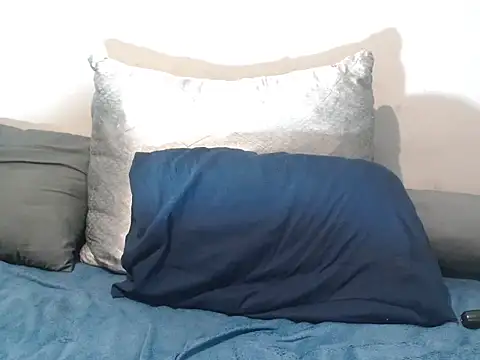 Snapshot of DarkDivva24 chatting on 12.14.24 DarkDivva24 online show from 12.14.24