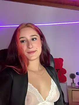 Snapshot of hannaa_brown chatting on 02.26.25 hannaa brown online show from 02.26.25