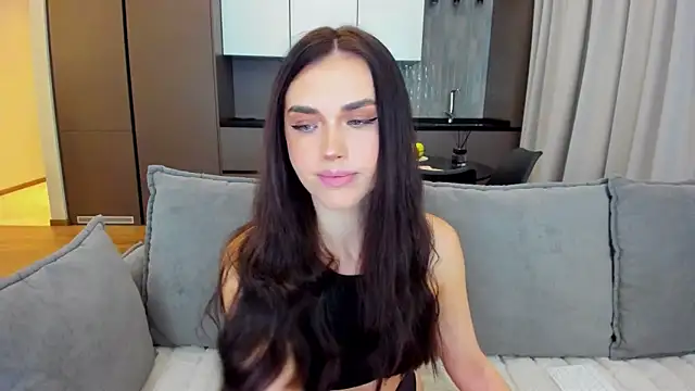Snapshot of sexyangeloux chatting on 12.18.24 sexyangeloux online show from 12.18.24