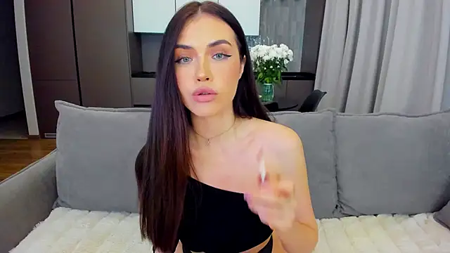 Snapshot of sexyangeloux chatting on 01.12.25 sexyangeloux online show from 01.12.25