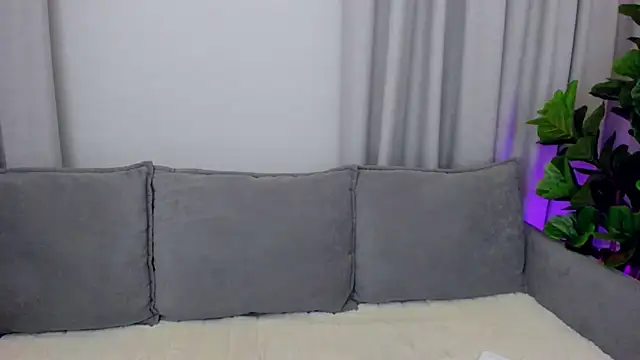 Snapshot of sexyangeloux chatting on 03.16.25 sexyangeloux online show from 03.16.25