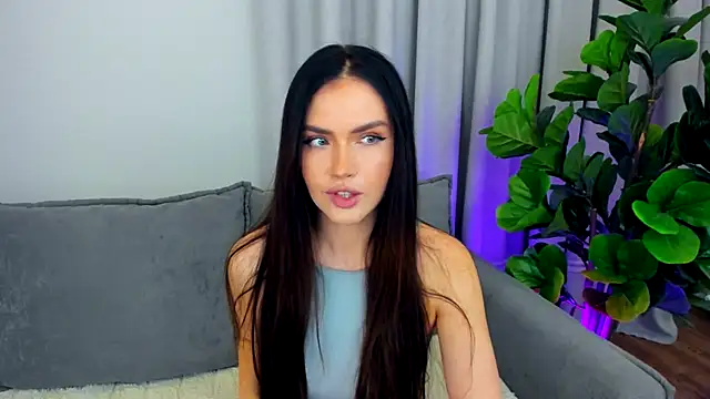 Snapshot of sexyangeloux chatting on 09.26.25 sexyangeloux online show from 09.26.25
