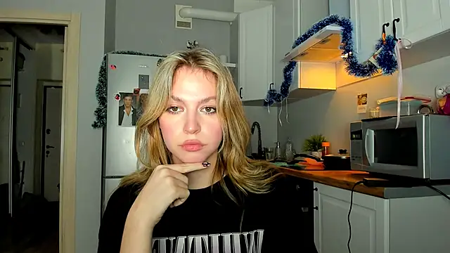 Snapshot of Niky__Jess chatting on 01.13.25 Niky Jess online show from 01.13.25
