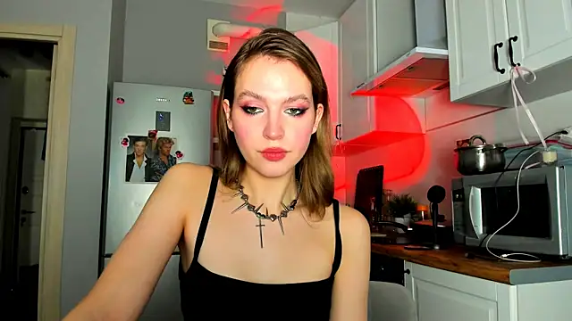 Snapshot of Niky__Jess chatting on 02.18.25 Niky Jess online show from 02.18.25