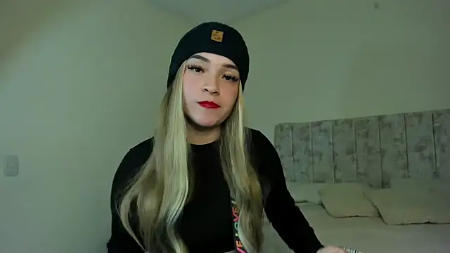 Snapshot of _Paulina_1 chatting on 01.31.25 Paulina 1 online show from 01.31.25