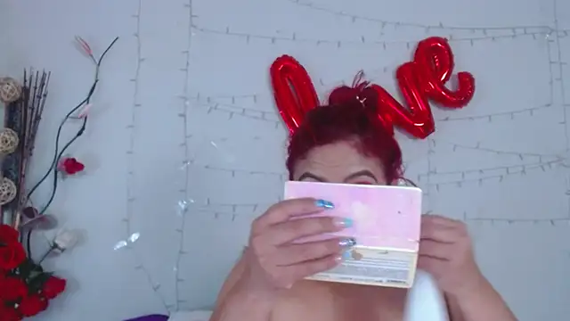 Amara Red online show from 02.21.25