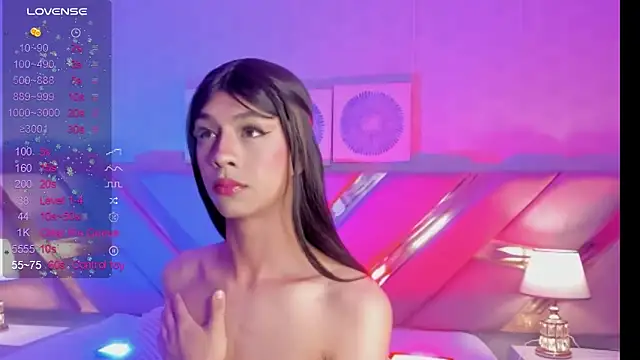 Snapshot of Ari_sunshine_ chatting on 12.10.24 Ari sunshine online show from 12.10.24