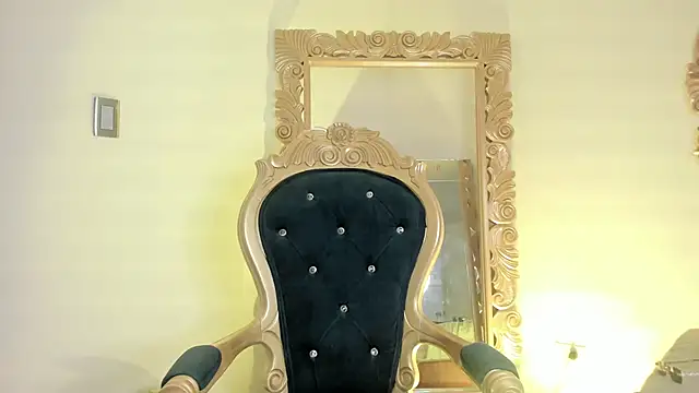 Snapshot of Ari_sunshine_ chatting on 09.11.25 Ari sunshine online show from 09.11.25