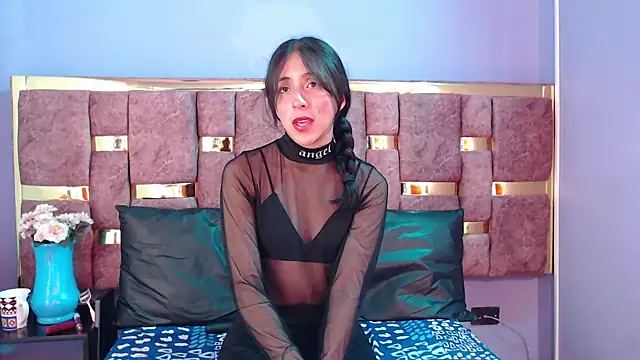 ling ling24 online show from 02.19.25