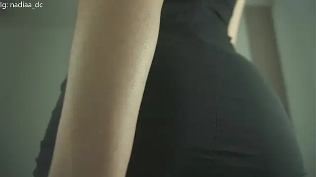 Snapshot of Nadiaa_ chatting on 11.08.25 Nadiaa online show from 11.08.25