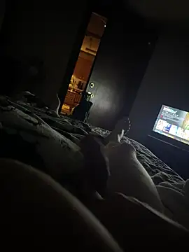 Snapshot of hilljack8 chatting on 12.05.25 hilljack8 online show from 12.05.25