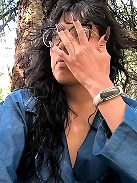 Snapshot of Fun_Everywhere chatting on 02.01.25 Fun Everywhere online show from 02.01.25