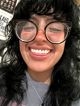 Snapshot of Fun_Everywhere chatting on 10.05.25 Fun Everywhere online show from 10.05.25