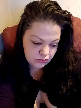 Snapshot of winterpawg chatting on 12.08.24 winterpawg online show from 12.08.24