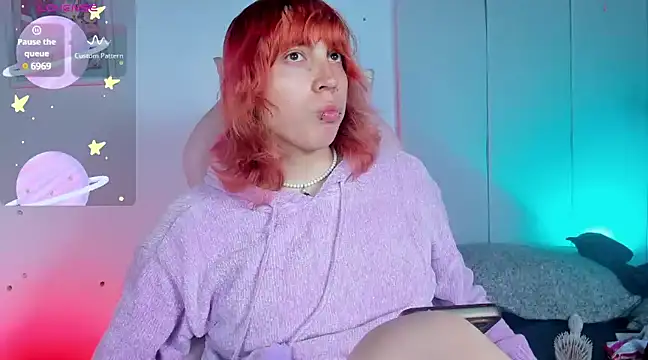 Snapshot of -kisa_ chatting on 01.04.25 -kisa online show from 01.04.25