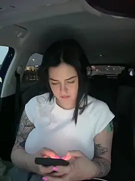 Snapshot of NaomiSquirts chatting on 02.08.25 NaomiSquirts online show from 02.08.25