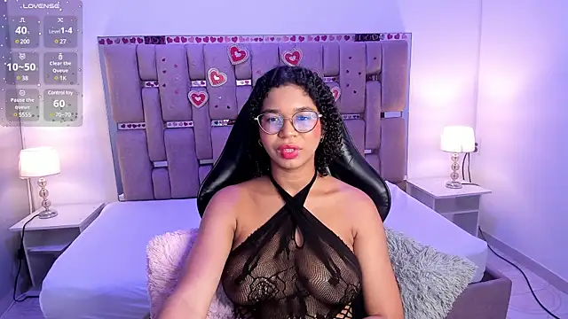 MilaHall  online show from 01.27.25