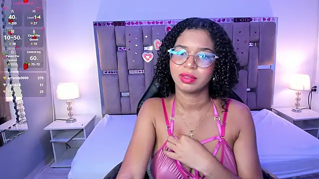 MilaHall  online show from 01.31.25