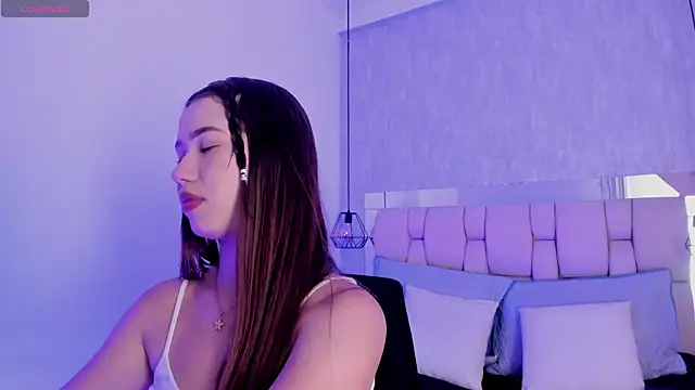 Snapshot of Roxie-Summers11 chatting on 01.29.25 Roxie-Summers11 online show from 01.29.25