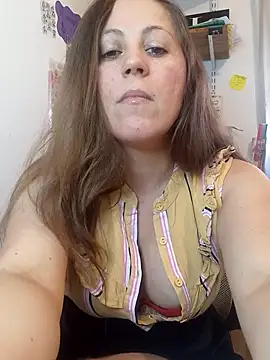 SofiEstevez online show from 11.19.25