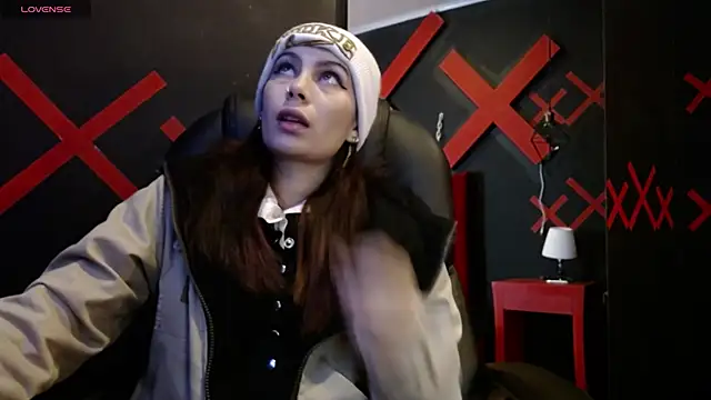  yuyi online show from 03.06.25