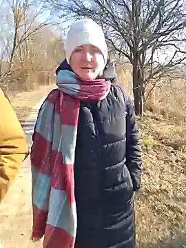 Snapshot of -Schweppes- chatting on 02.13.25 -Schweppes- online show from 02.13.25