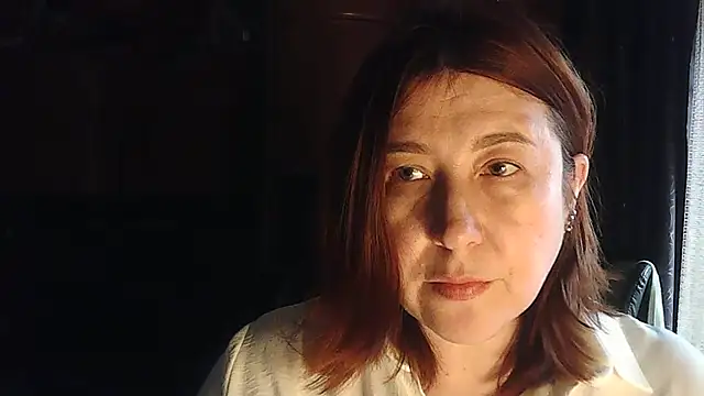 Snapshot of FiireTaliia chatting on 01.24.25 FiireTaliia online show from 01.24.25