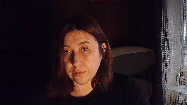 Snapshot of FiireTaliia chatting on 01.31.25 FiireTaliia online show from 01.31.25