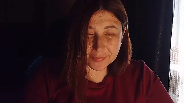 Snapshot of FiireTaliia chatting on 09.24.25 FiireTaliia online show from 09.24.25