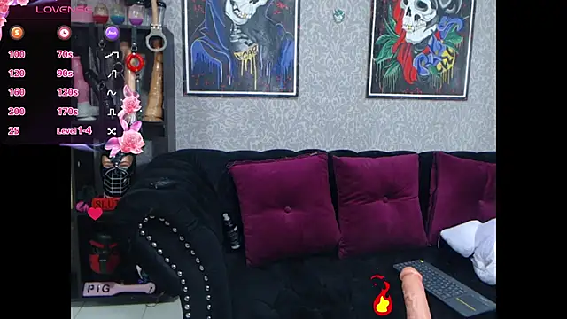 Snapshot of CamiilaMarti chatting on 02.28.25 CamiilaMarti online show from 02.28.25