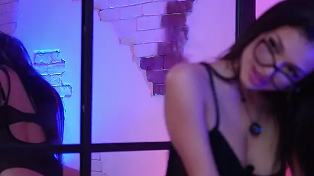 Snapshot of AngelinaCapri chatting on 01.30.25 AngelinaCapri online show from 01.30.25