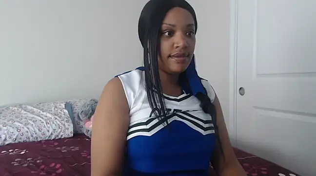 Snapshot of thekelliecapri chatting on 12.29.24 thekelliecapri online show from 12.29.24