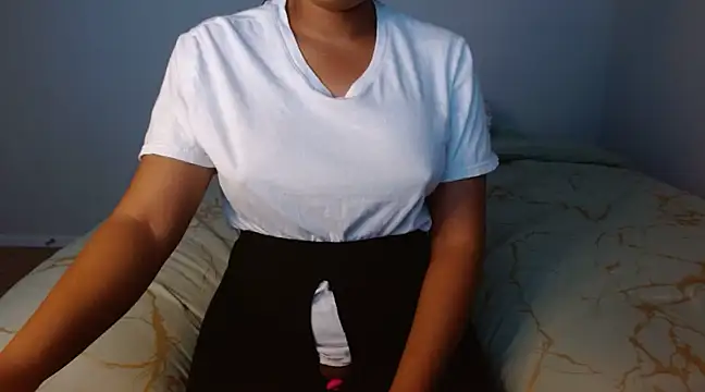Snapshot of thekelliecapri chatting on 01.27.25 thekelliecapri online show from 01.27.25