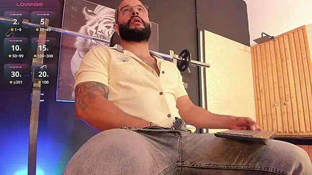 Luke  09 online show from 10.29.25