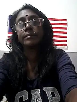 mamakarma1403 online show from 10.29.25