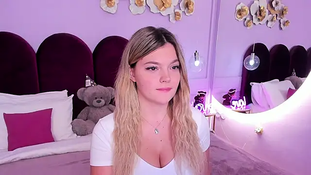 ZaraBloom online show from 12.05.25